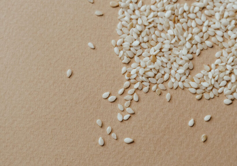 Scattered sesame seeds for Starting Solids Australia resource article