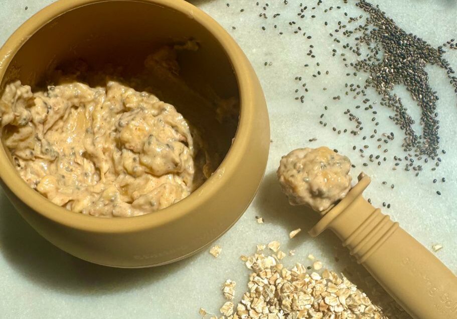 A banana, almond and cinnamon smashed oat baby meal by Starting Solids Australia